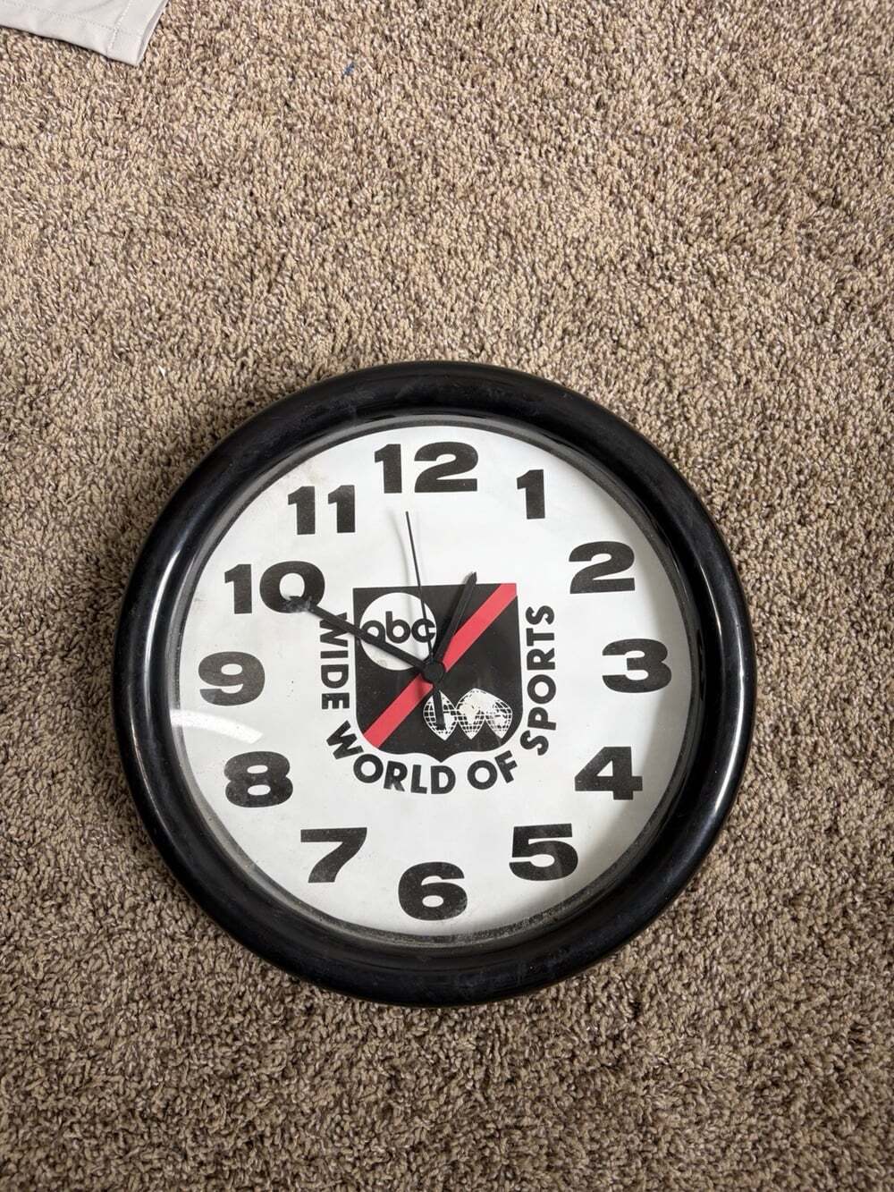 Vintage wide world of sports wall clock - Tested unworking